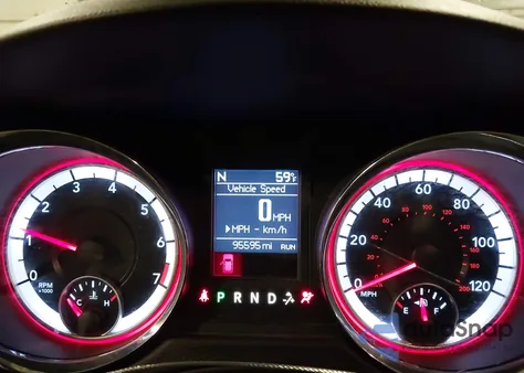 2018 Dodge Grand Caravan Sxt z USA, uszkodzony, nr VIN 2C4RDGCG4JR263886